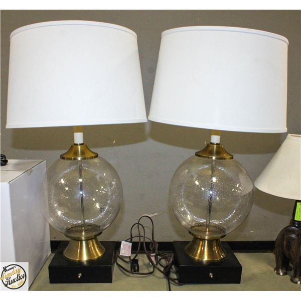 PAIR OF DESK LAMPS