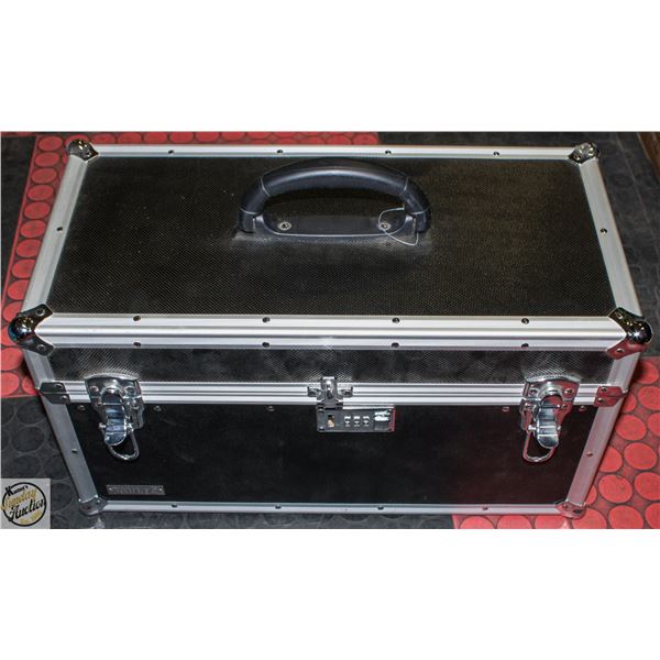 METAL TOOL CABINET