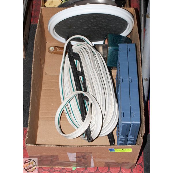 BOX OF GARDEN ACCESSORIES INCL. TWO FOLD-