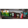 Image 1 : SHELF OF COLLECTABLE OIL CANS