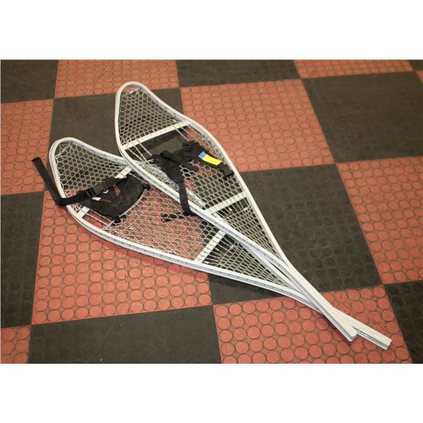 ALUMINUM SNOWSHOES 46"