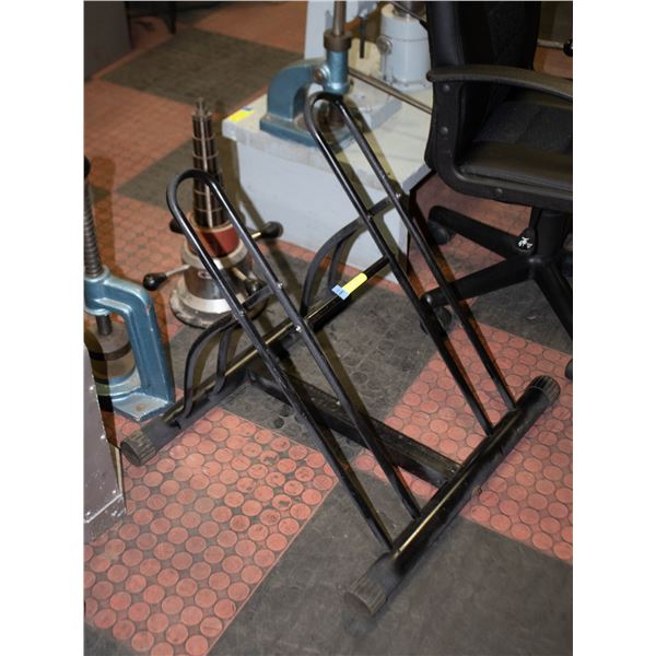 LIGHTWEIGHT SOLID BIKE STAND FOR 2 BIKES