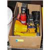 Image 1 : FLAT OF TOOLS/USEFUL GARAGE ITEMS