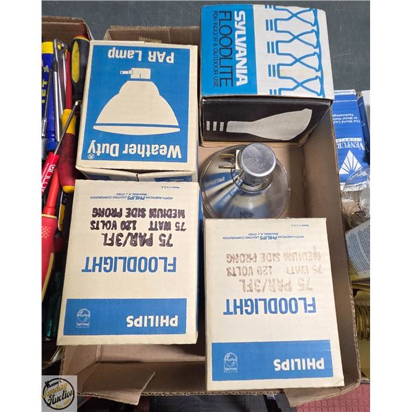 NEW FLAT OF 475PAR/3FL BULBS THESE HAVE MALE