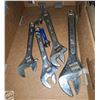 Image 1 : FLAT WITH 7 CRESCENT WRENCH TOOLS INCL. 4",