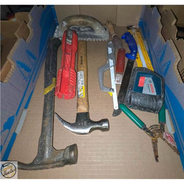 FLAT WITH CARPENTER'S TOOLS INCL. 3 STYLES