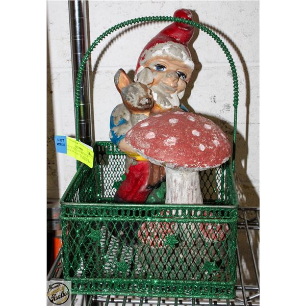 CEMENT LAWN GNOME 13" & MUSHROOM (HEAVY) - ESTATE