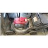 Image 2 : HONDA GAS LAWNMOWER WITH BAG