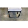 Image 3 : MICROFIBRE BENCH
