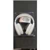 Image 2 : HYPER GEAR STUNNING STEREO SOUND OVER EAR WIRELESS HEADPHONES