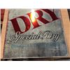 Image 2 : MOLSON DRY SPECIAL DRY MIRRORED ADVERT