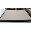 Image 2 : QUEEN SIZE LOW PROFILE BOX SPRING