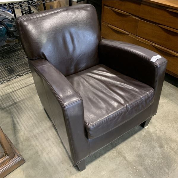 BROWN LEATHER TUB CHAIR