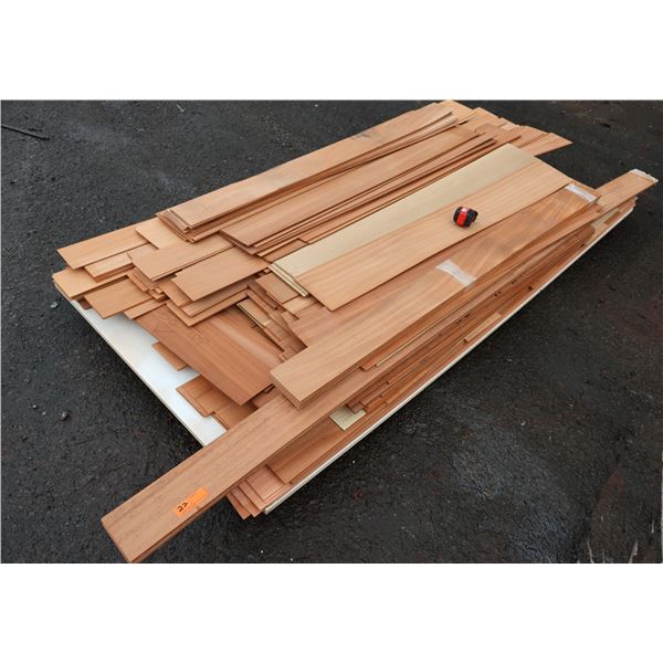 Bundle Mahogany/Sapele Veneer, Misc Lengths to 124"L