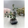 Image 2 : 6.2 X 6  INCH GREEN AVENTURINE BONSAI TREE WITH AMETHYST BASE