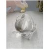 Image 2 : 2.45 INCH  CLEAR QUARTZ HEART INCULSION