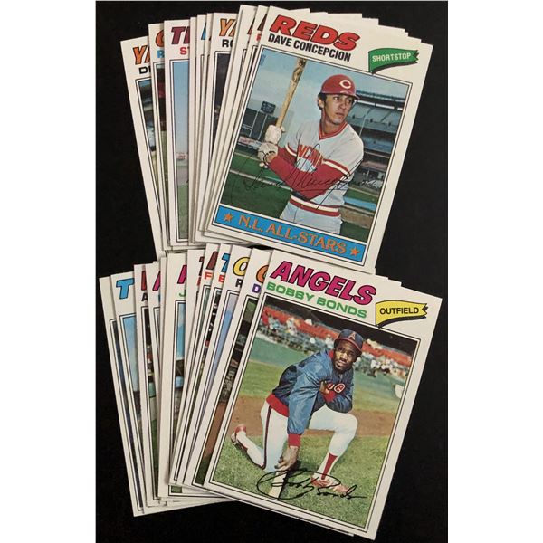1977 TOPPS BASEBALL COLLECTION - 25 CARDS