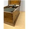 Image 10 : Victrola by Victor Talking Machine Co. Gramophone
