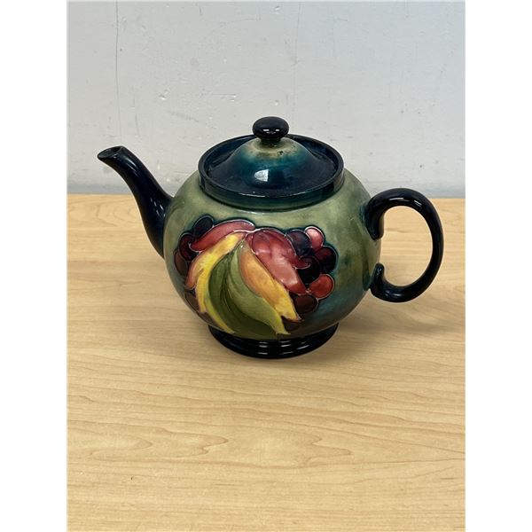 Moorcroft Pottery England Grape & Leaf Teapot Tea Pot