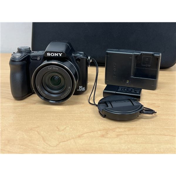 Sony DSC-H50 Digital Camera & Accessories 9.1 megapixels 15x optical zoom