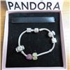 Image 3 : PANDORA bracelet with 6 charms in a PANDORA box