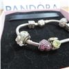 Image 6 : PANDORA bracelet with 6 charms in a PANDORA box
