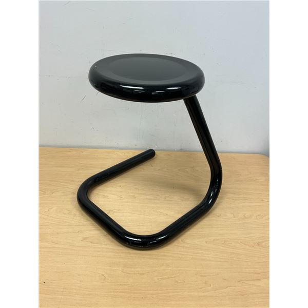 Heavy Duty Steel Paperclip Stool - Approx: 12"W 18"T