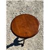 Image 5 : Vilas Canada Folding Top Side Table - Approx: 20"W 22"T