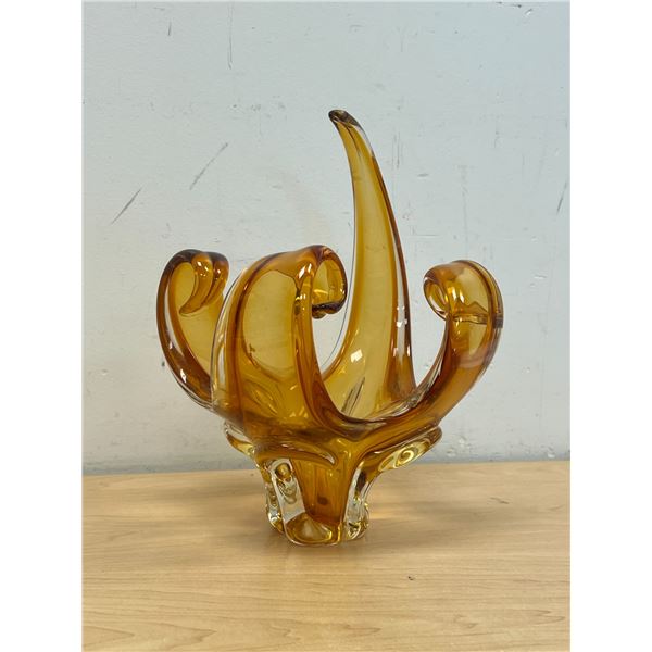 Chalet / Lorraine Canadian Art Glass Centre Piece - Approx: 11"T 9"W