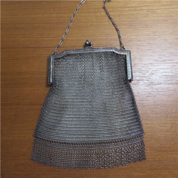 WHITING & DAVIS Co. Vintage Mesh purse.  So cool!