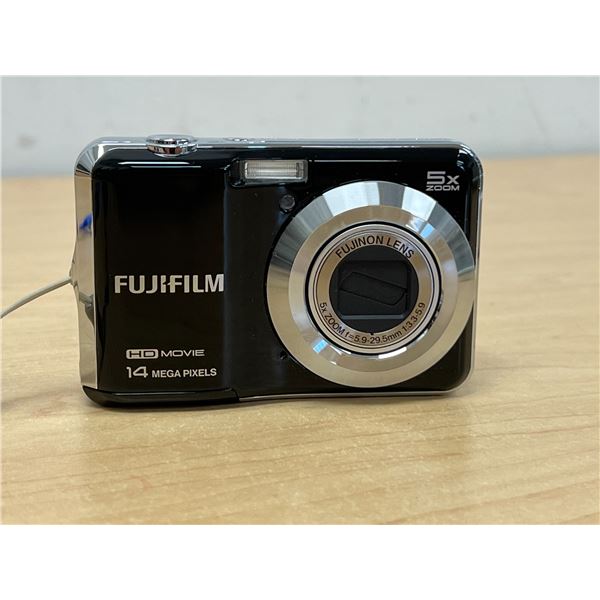 FujiFilm 14 Megapixel 5x zoom Digital Camera AX600