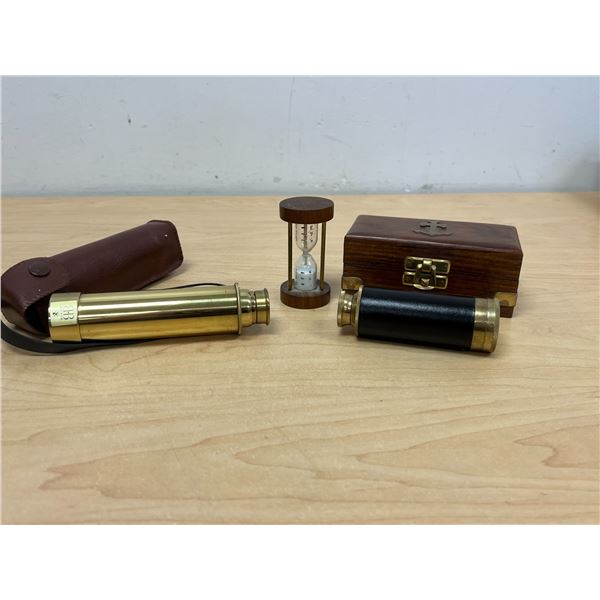 2 Telescopes & Small Hour Glass
