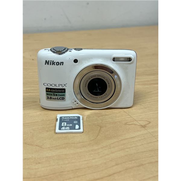 Nikon Coolpix L25 Digital Camera - has SD card, Uses AA Batteries Not tested, see photos