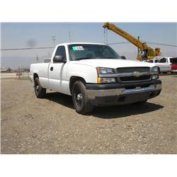 2005 CHEVROLET SILVERADO 1500 PICKUP, s/n: 1GCEC14X05Z101553
