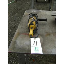 DeWALT RIGHT ANGLE ELECTRIC GRINDER