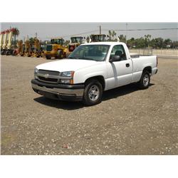 2004 CHEVROLET SILVERADO 1500 PICKUP, s/n: 1GCEC14X04Z288081