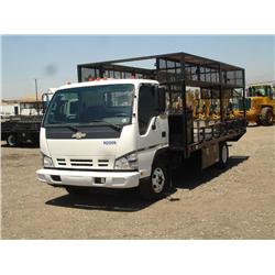 2006 CHEVROLET W4500  S/A STAKE BED TRUCK, s/n: J8BC4B16567007100