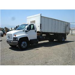 2005 CHEVROLET C7500 S/A FLATBED DUMP TRUCK, s/n: 1GBM7C1CX5F500747