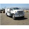Image 2 : 1992 GMC TOP KICK S/A FUEL & LUBE TRUCK, s/n: 1GDM7H1J9NJ525736