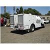 Image 3 : 1992 GMC TOP KICK S/A FUEL & LUBE TRUCK, s/n: 1GDM7H1J9NJ525736