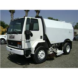 1987 FORD CARGO 7000 S/A ELGIN SWEEPER TRUCK, s/n: 9BFPH70P6HDM04010