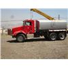 Image 2 : 1990 KENWORTH T450 4,000 GALLON T/A WATER TRUCK, s/n: 1NKBL59X0LJ556853