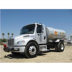 2006 FREIGHTLINER BUSINESS CLASS M2 S/A 2,200 GALLON WATER TRUCK, s/n: 1FVACWDD86HV82262