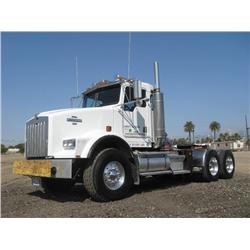 1998 KENWORTH T800 T/A  HEAVY HAUL TRUCK TRACTOR, s/n: 1XKPDB0X5WR770086