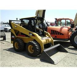 2005 CATERPILLAR 262B SKID STEER LOADER, s/n: PDT02187