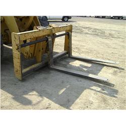 Q.C. FORK ATTACHMENT TO FIT CAT 938G