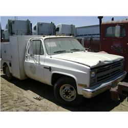 1988 CHEVY DELUXE 30 S/A UTILITY TRUCK, s/n: 1GBHR34N9JJ116247
