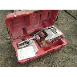 SOFF-CUT CONCRETE SAW