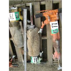 PNEUMATIC PAVEMENT BREAKER