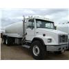 Image 1 : 2000 FREIGHTLINER FL80 BUSINESS CLASS 3,600 GALLON T/A VACUUM TRUCK, s/n: 1FVXJJCB6YHF61659